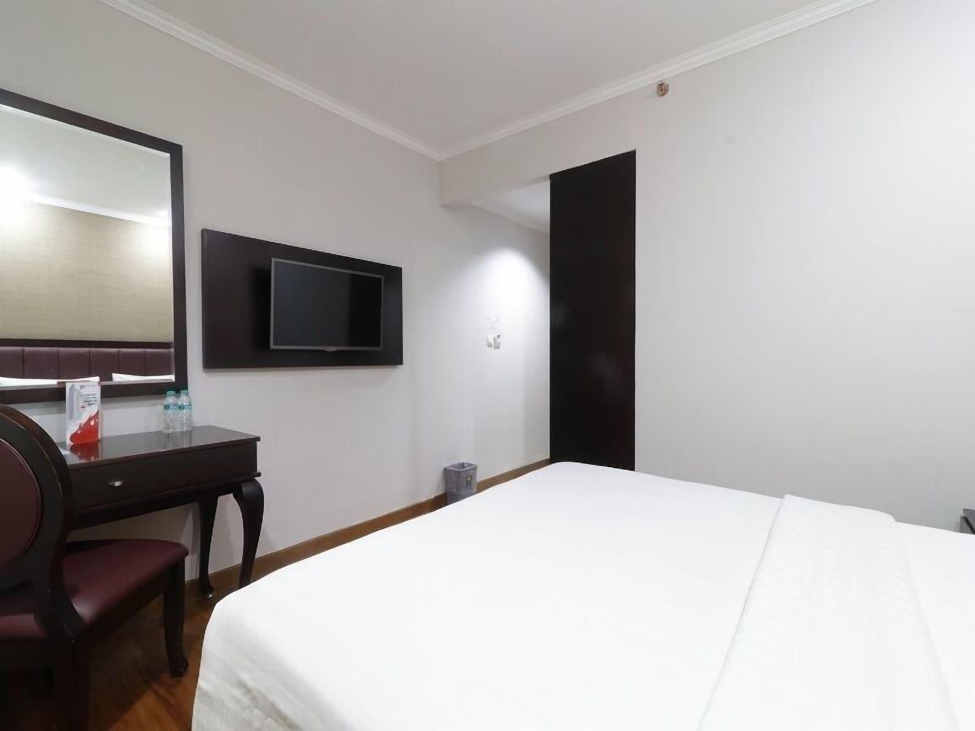 P Hotel Джакарта Екстер'єр фото