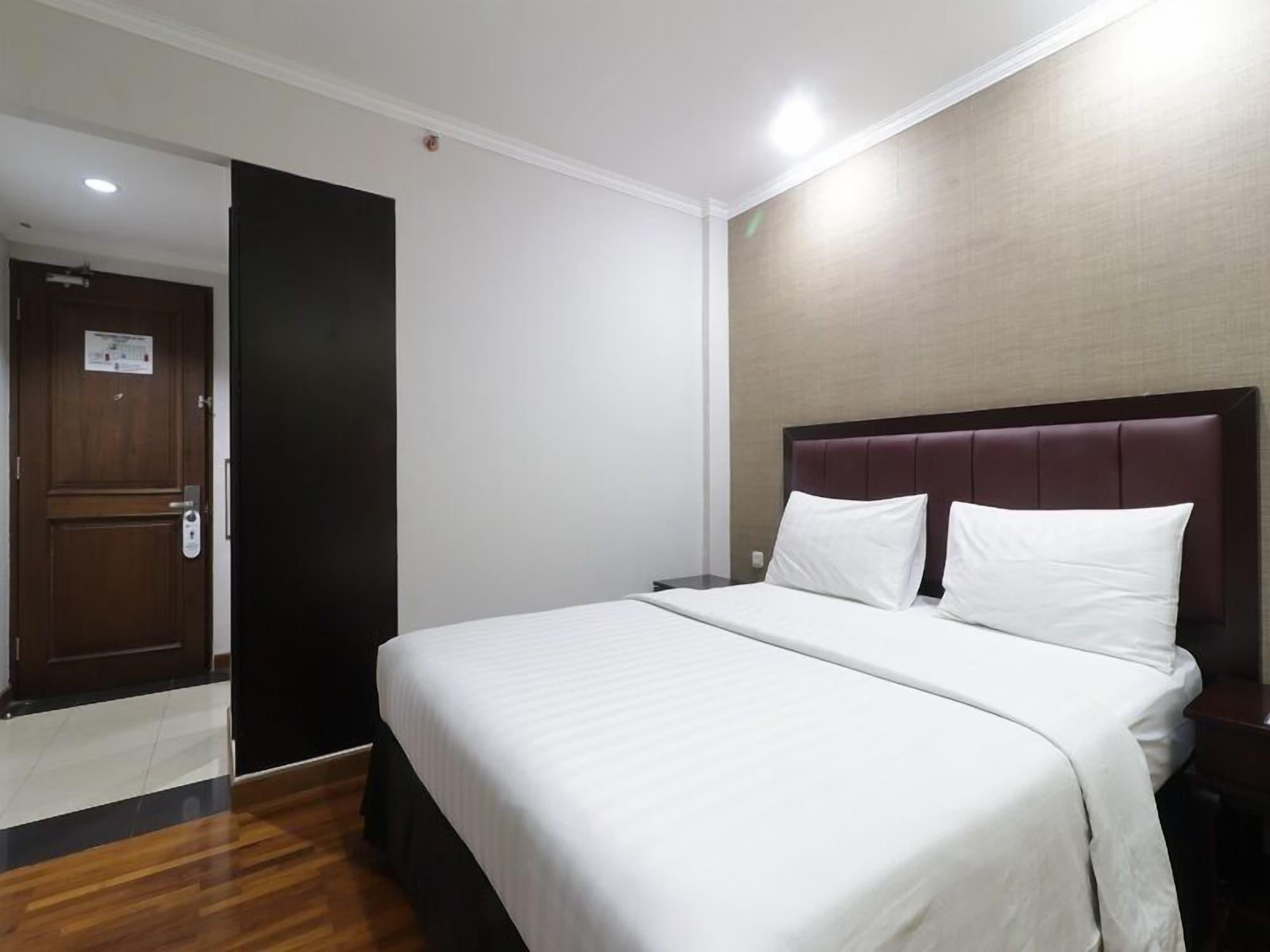 P Hotel Джакарта Екстер'єр фото