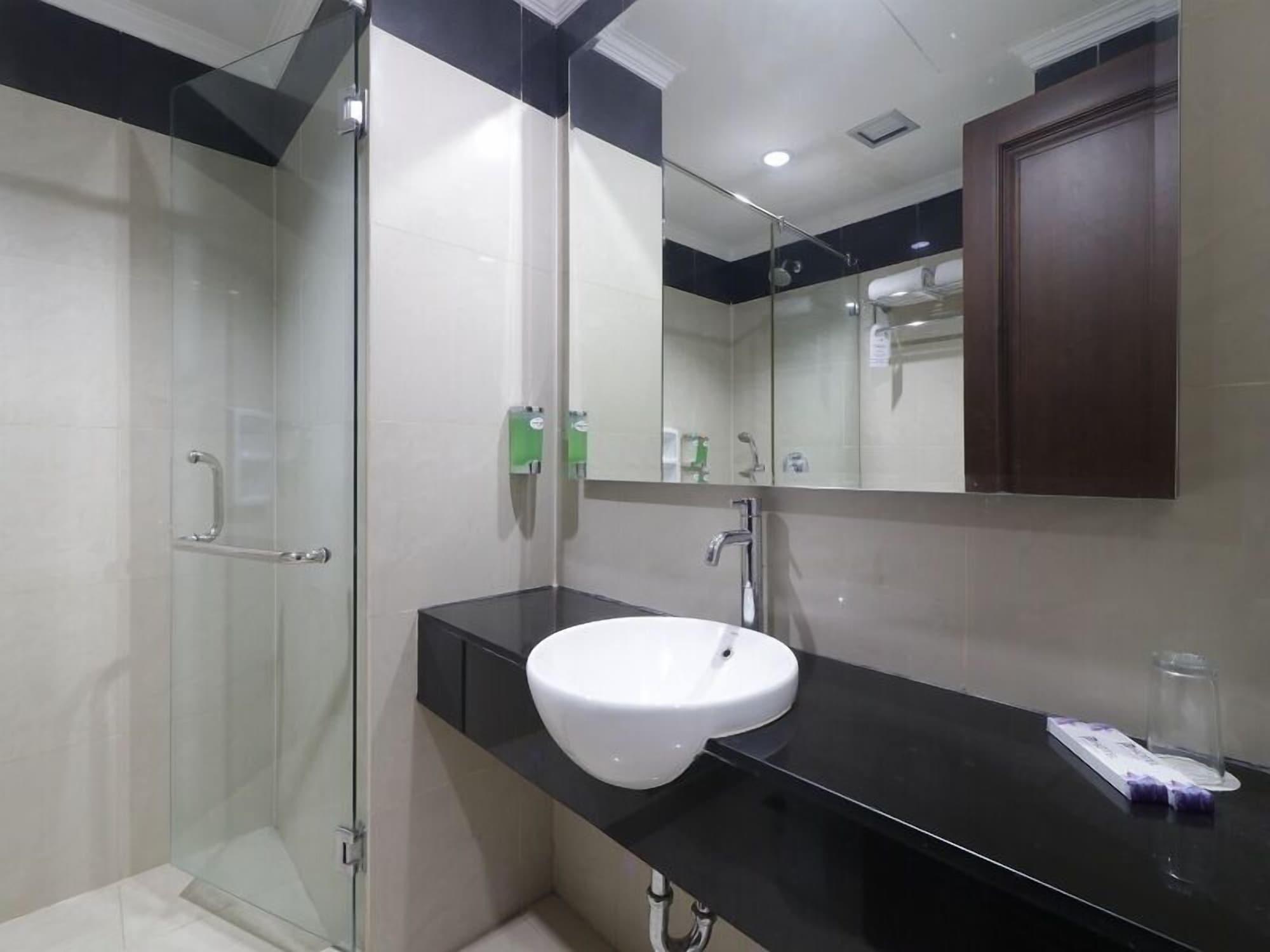 P Hotel Джакарта Екстер'єр фото